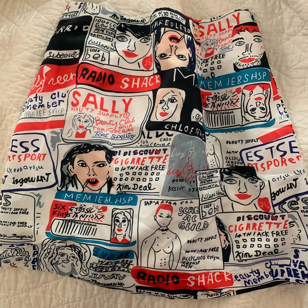 SHEIN GRAPHIC SKIRT